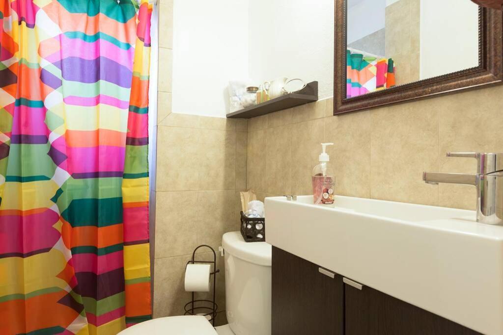 1 Bedroom Apt Near Coconut Grove Miami Eksteriør billede