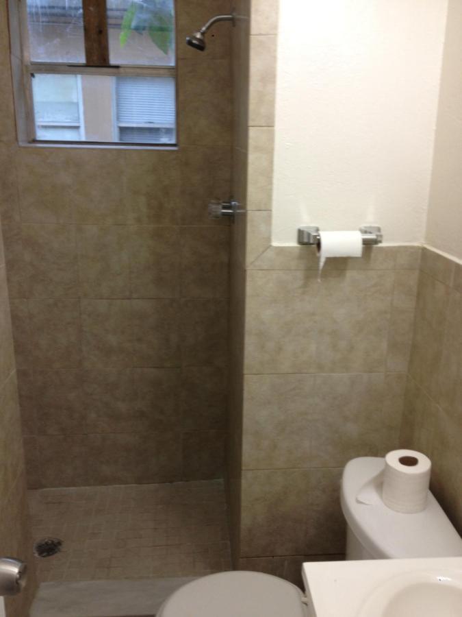 1 Bedroom Apt Near Coconut Grove Miami Eksteriør billede