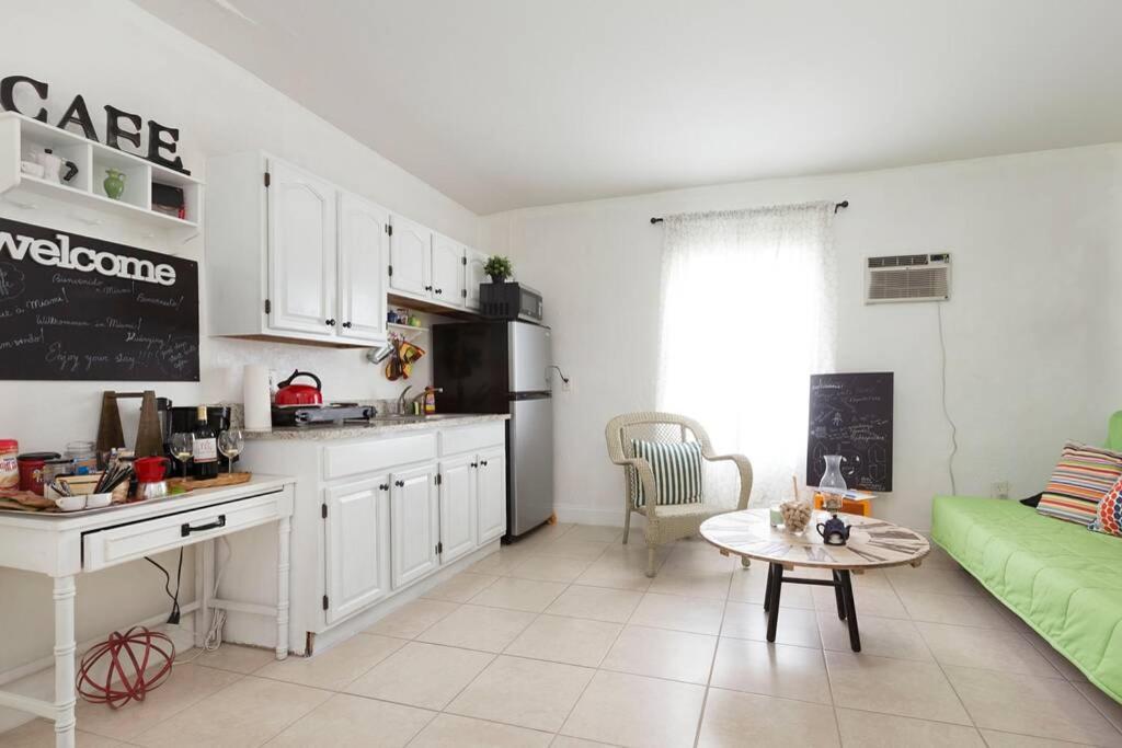 1 Bedroom Apt Near Coconut Grove Miami Eksteriør billede